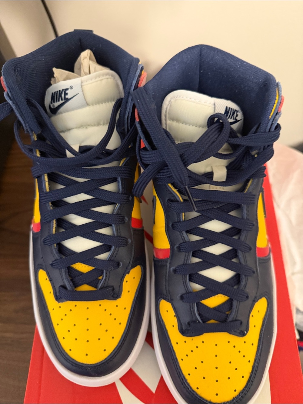 Nike High-Top Sneakers in Navy, Yellow and Red